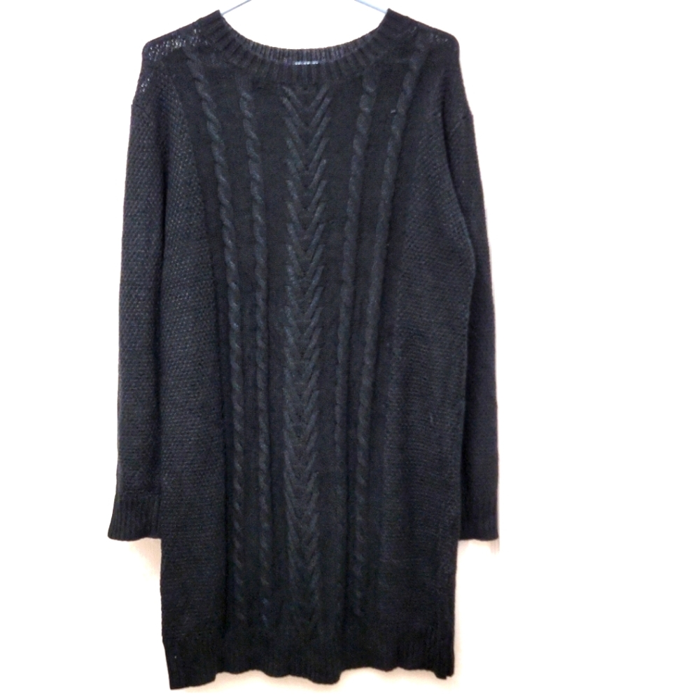 261T667 Black Sweater Crew Neck